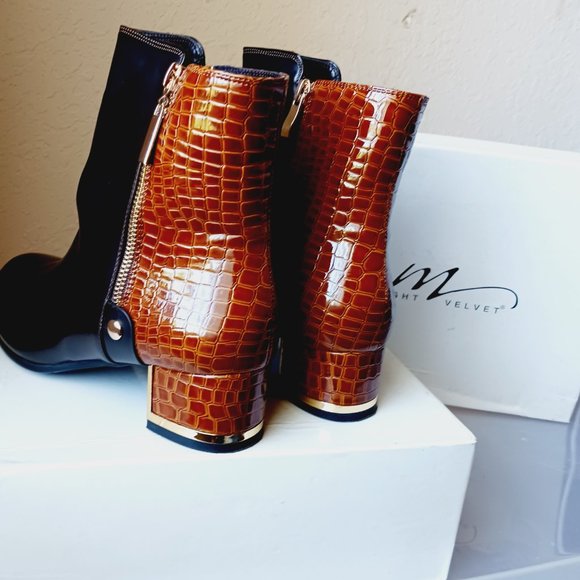 Midnigjt Velvet Brown/black short ankle zip up boots - Picture 4 of 9